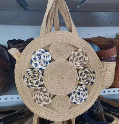 Hình tròn túi vai phụ nữ