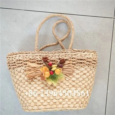 Giỏ rơm ngô ngô
